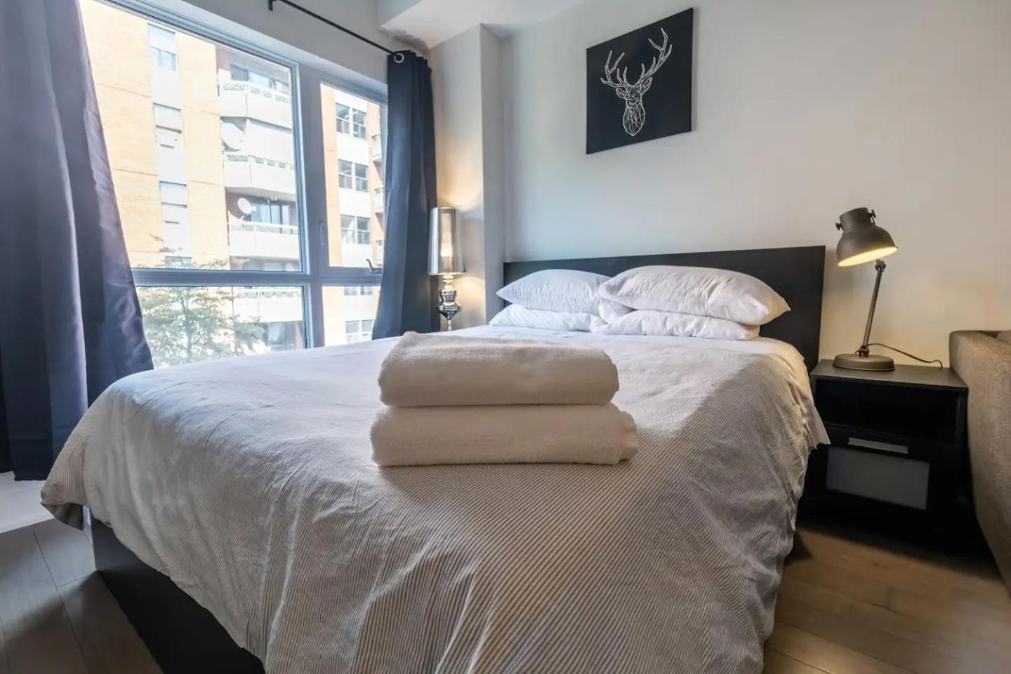 Rozenhaus Montreal Hotel エクステリア 写真